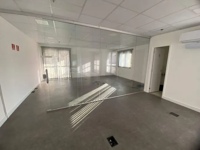 Conjunto comercial para locação, Barra Funda, São Paulo, SP