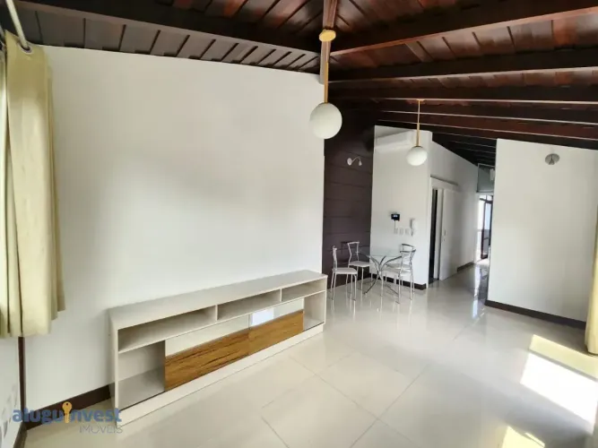Apartamento com 1 dormitório para alugar, 72 m² por R$ 4.500/mês - Centro - Florianópolis/