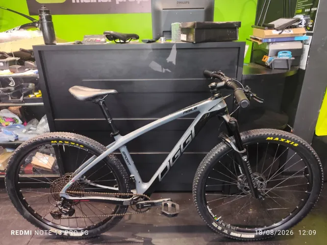 Oggi agille Sport carbon tamanho 17