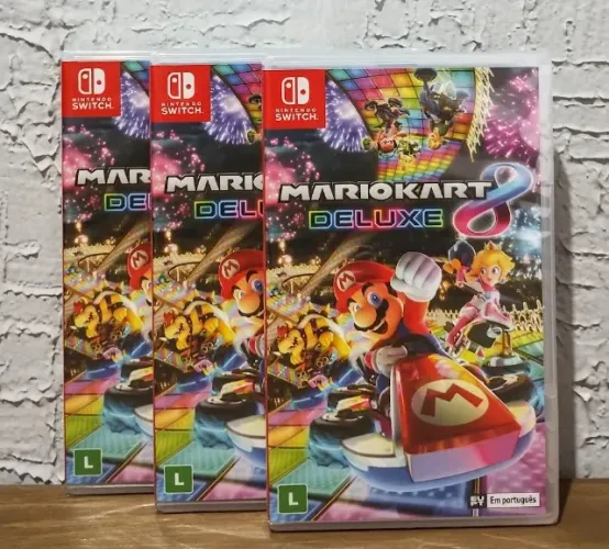 Mario Kart 8 Deluxe Switch Lacrado (Aceitamos seu jogo usado com pagamento)