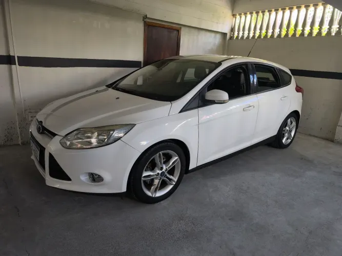 Ford Focus 2.0 16v/se/se Plus Flex 5P Aut. 2015