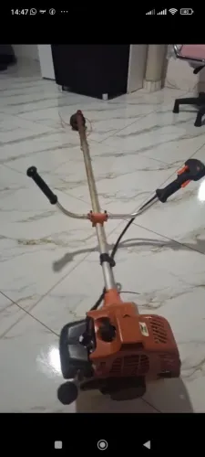 ALUGUEL EE ROÇADEIRA STIHL 150 ,00 com operador.