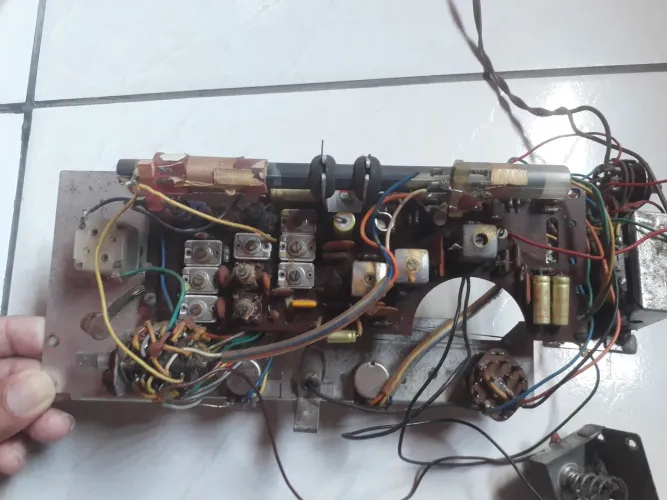 Chassis de radio antigo motoradio completo funcionando