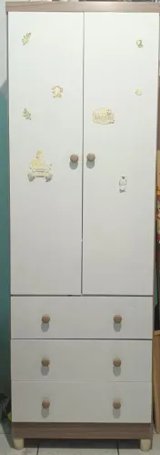Guarda -Roupa + Cômoda
