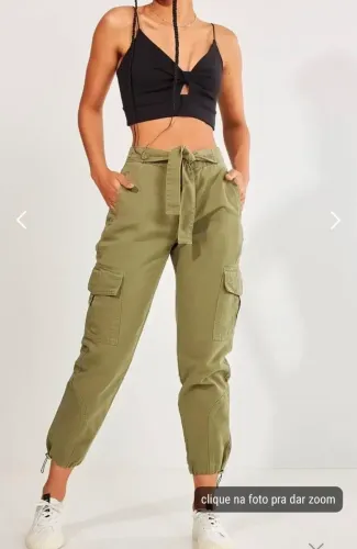 Calça Jogger Cargo Verde Militar