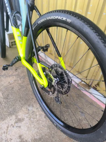 Caloi elite carbono