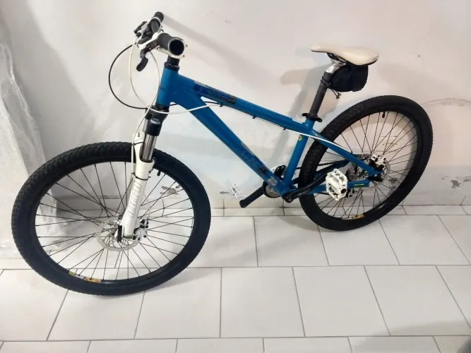 Bike de Dirt jump Haro