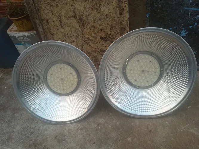 LUMINÁRIA CÚPULA RETRÔ (DEFEITO)