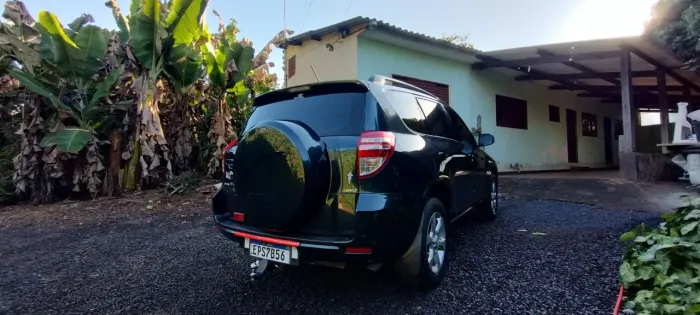 Toyota RAV4 2.4 4X4 16V 170cv Aut. 2010