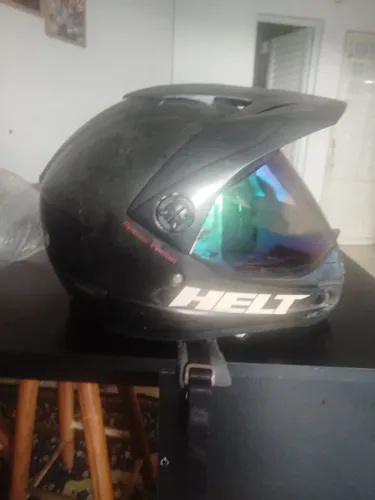 Capacete Helt tamanho 62"