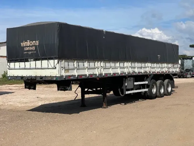 CARRETA GRANELEIRA NOMA ANO 2015 COM 12,40 METROS - REPASSE