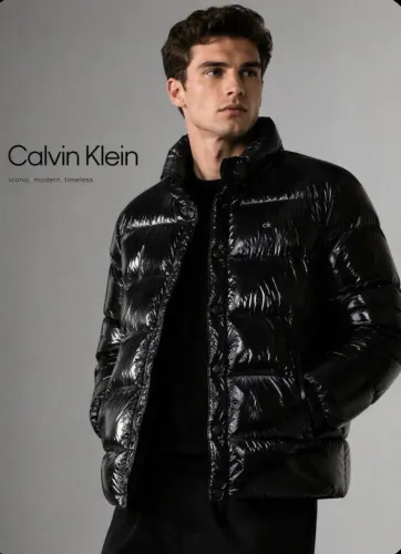 Jaqueta Calvin Klein TAM gg pouco uso