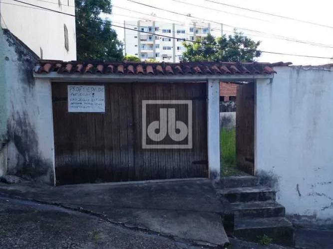 Freguesia - Jacarepaguá- Terreno plano em condomínio - Av. Geremário Dantas - Agende sua v