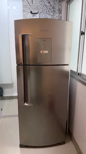 Geladeira Brastemp Ative! Frost Free Inox 403L BRM48 - Linda e Conservada
