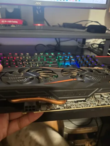 Placa de Vídeo Gigabyte GeForce GTX 1060 Windforce 6GB GDDR5 192Bits GV-N1060WF2OC-6GD (Us