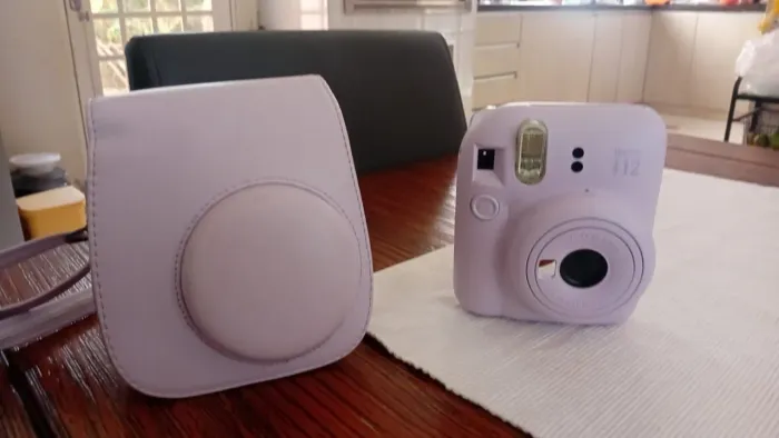 Câmera instax mini 12