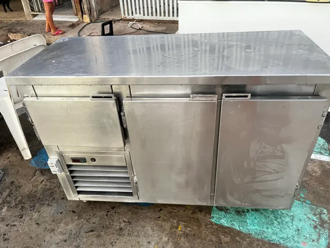 Bancada refrigerada inox