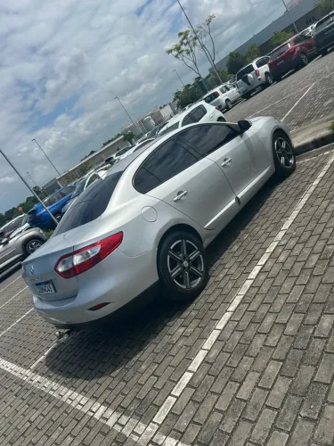 Renault Fluence Sed. Dynamique 2.0 16V Flex Aut. 2013