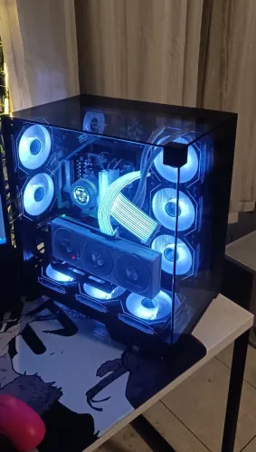 Gabinete de PC Full Glass Aigo Darkflash TH 285 Plus