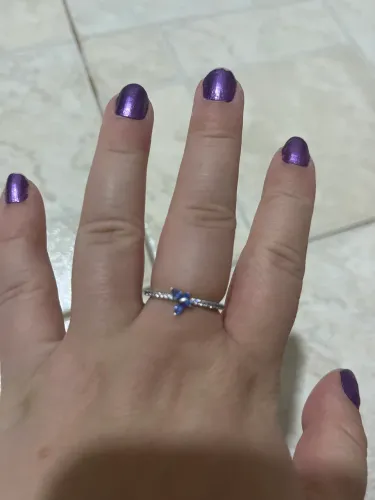 anel Pandora prata com detalhe borboleta