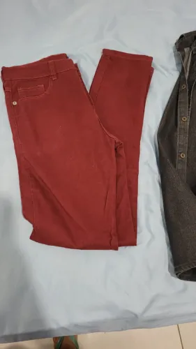 Calça jeans Vinho