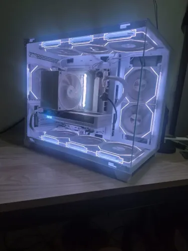 PC Gamer HIGHEND RTX 5070