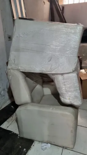 Poltronas Retrátil de couro