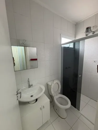 CASA 3 DORMITORIOA CONDOMINIO PORTALLE
