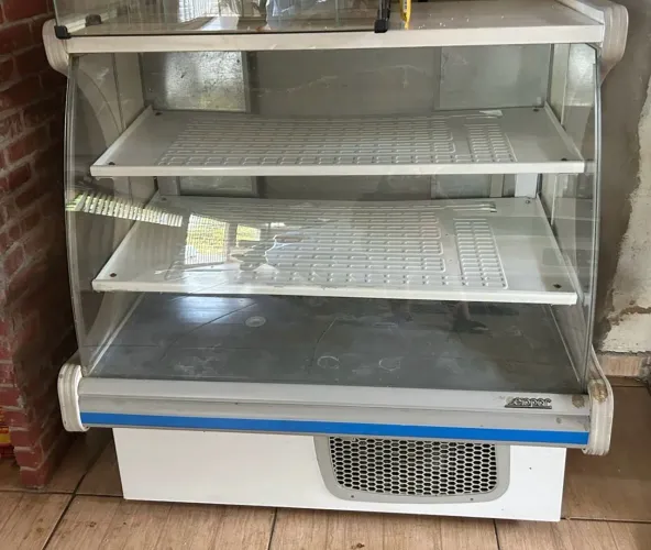 Balcão expositor refrigerado Gelopar