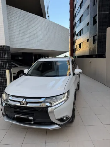 Mitsubishi Outlander 3.0/ GT 3.0 V6 Aut. 2017