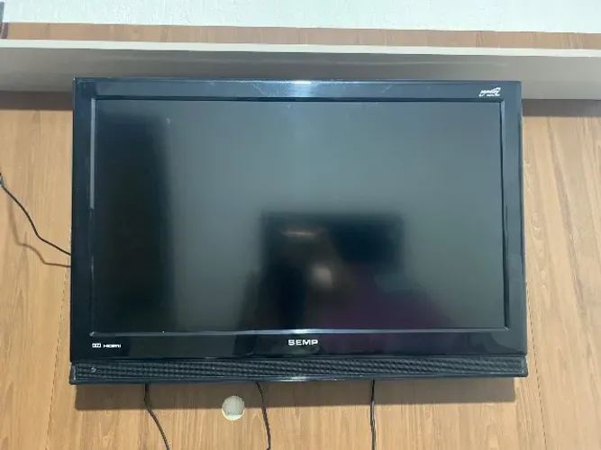 TV SempToshiba 32? HDMI