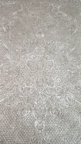 Vende- se elegante tapete