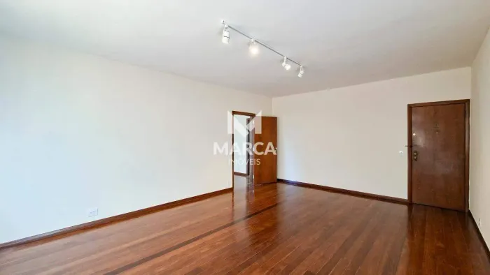 Apartamento para Alugar na Serra com 4 Quartos, Suíte, 2 Salas e 2 Vagas