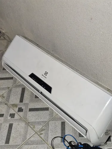 Inverter Eletrolux 18 mil BTUs 220v