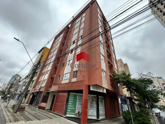 Apartamento com 66,63m² 2 quartos, para aluguel, no bairro Centro em Curitiba