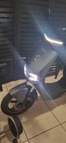 Scooter Elétrica super soco excelente estado
