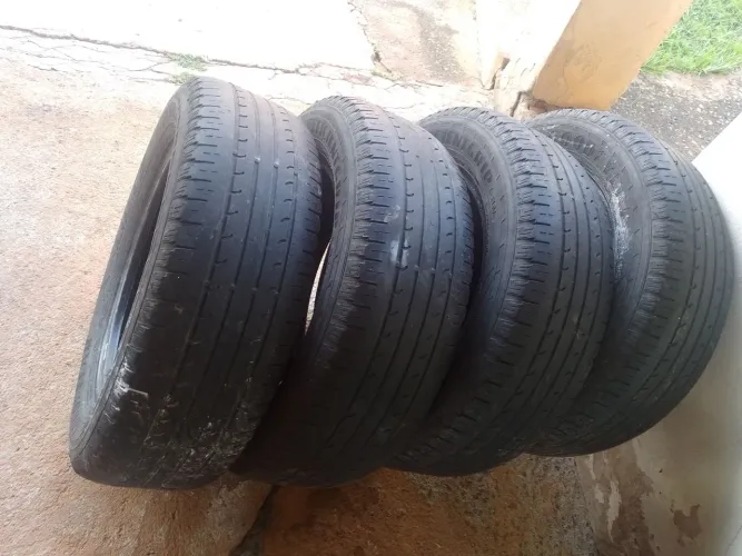 JOGO DE PNEUS 205/65 R16 (VALOR DE CADA UM)
