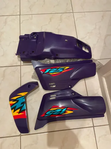 Kit carenagens da XLR 125 2000