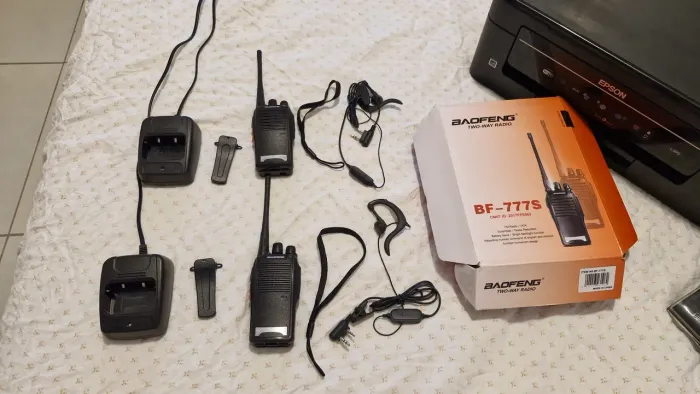 Walkie-talkie rádio BaoFeng BF-777s 