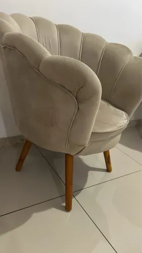 Duas poltronas pétalas