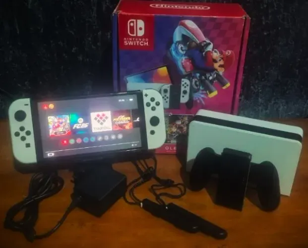 Nintendo Switch OLED Desb. V ou Troco - LEIA