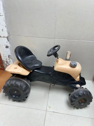 Trator  infantil fazendeiro  bandeirantes anos 70/80 DV0072