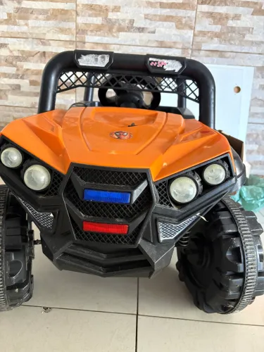 Jeep infantil elétrico