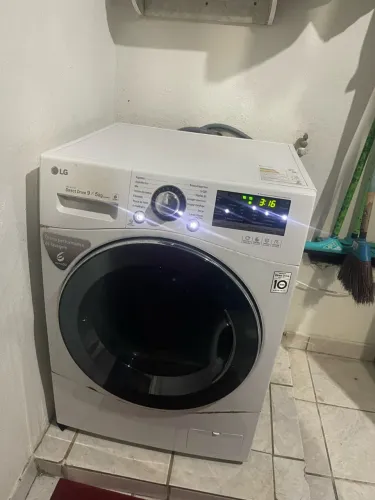 LAVA E SECA LG 9KG/5KG - INVERTER DIRECT DRIVE - R$ 1.200