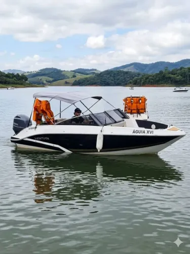 Lancha 195 crossover a venda muito nova apenas água doce!