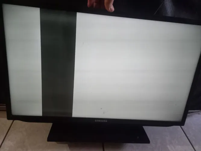 Tv Samsung 32 com defeito