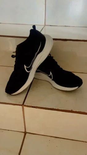 TÊNIS NIKE NO PRECINHO