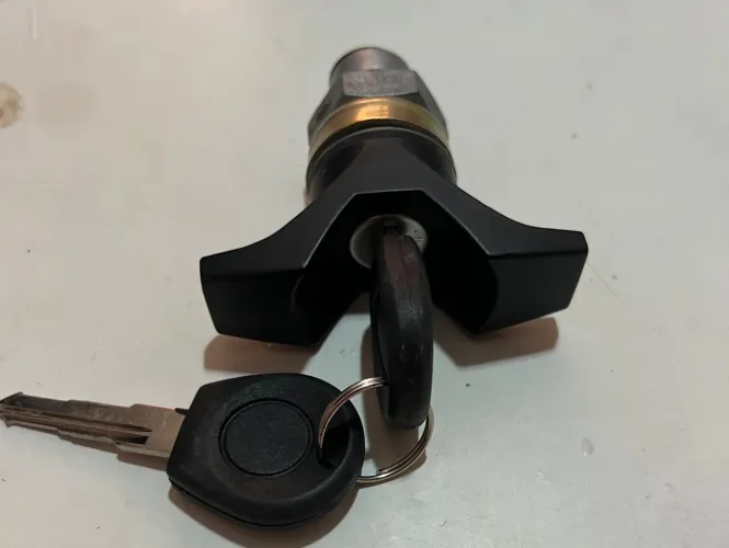 Fechaduras para Baú capota de fibra,moto