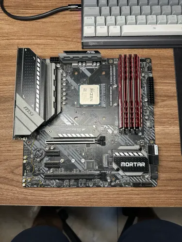 KIT UPGRADE AM4 RYZEN 5600, B550M, 32GB RAM XPG 3200mhz