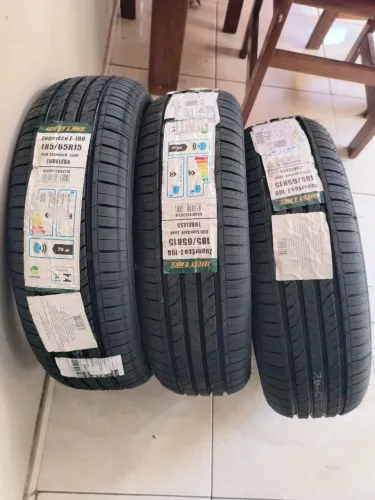 Kit 3 Pneus 185/65/R15 West Lake